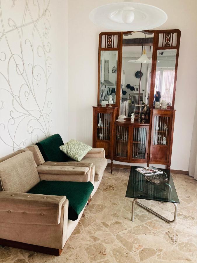 Viva La Nonna Apartment Salerno Bagian luar foto